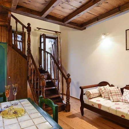 Dream Art Studios 3*